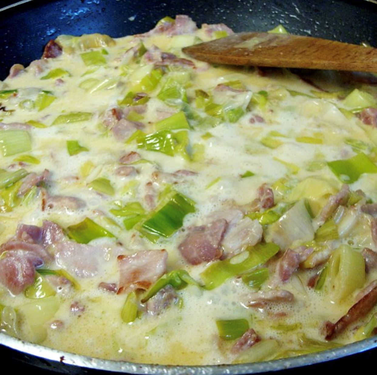 Chicken in Bacon Leek Sauce